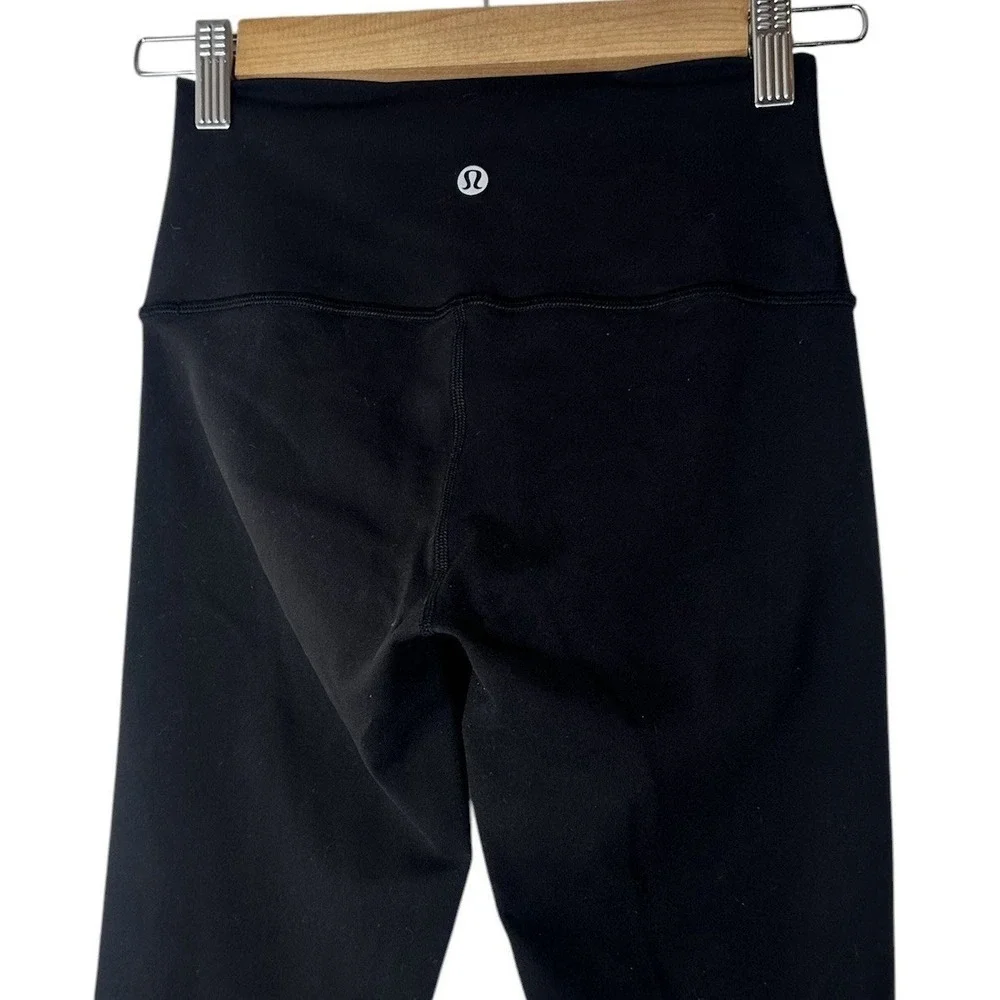 Lululemon wunder under leggings Women's‎ Size 4 Black Atheisure Workout Gym